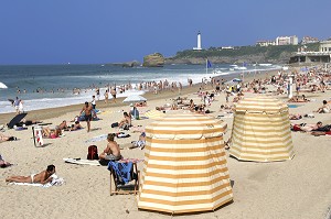 GRANDE PLAGE, BIARRITZ, PAYS BASQUE, COTE BASQUE, BIARRITZ, PYRENEES-ATLANTIQUE (64), FRANCE 