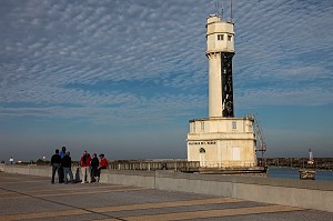 TOUR DES SIGNAUX DU PILOTAGE DE L'ADOUR, A L'EMBOUCHURE DE L'ADOUR, LA BARRE, ANGLET, PYRENEES ATLANTIQUES (64), FRANCE 