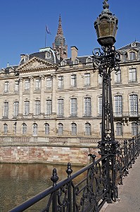 PONT SAINTE MADELEINE, PALAIS DES ROHAN, STRASBOURG, BAS RHIN (67), ALSACE, FRANCE, EUROPE 