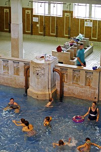 PISCINE, BAINS MUNICIPAUX DE LA VILLE DE STRASBOURG, ETABLISSEMENTS DE BAINS, STRASBOURG, BAS-RHIN (67), ALSACE, FRANCE 