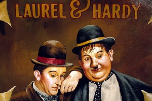 LAUREL ET HARDY A LA BROCANTE DE LA BASTILLE, PARIS (75), FRANCE 