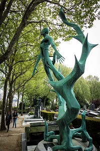 MONUMENT DEDIE AUX JUIFS DEPORTES DANS LES CAMPS NAZIS, CIMETIERE DU PERE-LACHAISE, PARIS 20 EME ARRONDISSEMENT, FRANCE 