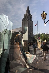 MARCHE BIOLOGIQUE, BOULEVARD RASPAIL, 6EME ARRONDISSEMENT, PARIS, FRANCE 