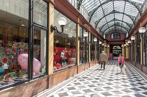 PASSAGE DES PRINCES, PASSAGE COUVERT RELIANT LE BOULEVARD DES ITALIENS ET LA RUE DE RICHELIEU, PARIS (75), FRANCE 