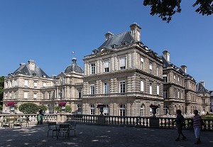 FACADE DU PALAIS DU LUXEMBOURG, (SENAT), JARDIN DU LUXEMBOURG, PARIS (75), FRANCE 