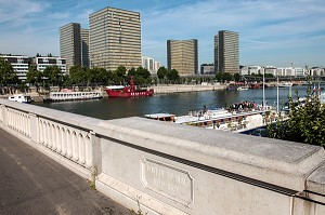 PONT DE TOLBIAC, BIBLIOTHEQUE NATIONALE DE FRANCE  FRANCOIS MITERRAND, BNF 
