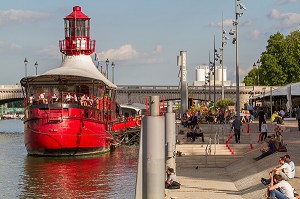 BATOFAR, BERGE DE LA SEINE, PORT DE LA GARE, 13EME ARRONDISSEMENT, PARIS, FRANCE 