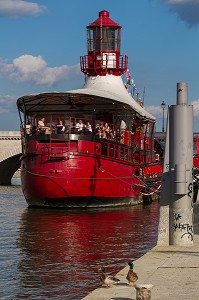 BATOFAR, BERGE DE LA SEINE, PORT DE LA GARE, 13EME ARRONDISSEMENT, PARIS, FRANCE 