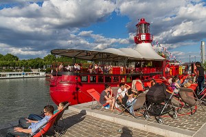 BATOFAR, BERGE DE LA SEINE, PORT DE LA GARE, 13EME ARRONDISSEMENT, PARIS, FRANCE 