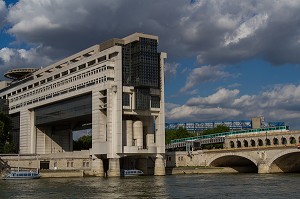 MINISTERE DE L'ECONOMIE ET DES FINANCES, RUE DE BERCY, 12 EME ARRONDISSEMENT, PARIS, FRANCE 