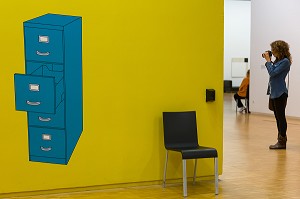 LE CENTRE GEORGES POMPIDOU (CNAC), APPELE AUSSI CENTRE BEAUBOURG OU CENTRE POMPIDOU, PROPOSE DES COLLECTIONS D'ART MODERNE, DE DESIGN, DE PHOTOGRAPHIE, D'ARTS GRAPHIQUES, 4EME ARRONDISSEMENT, PARIS (75), ILE-DE-FRANCE, FRANCE 