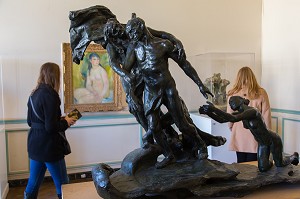 L'AGE MUR, SCULPTURE DE CAMILLE CLAUDEL, INTERIEUR DU MUSEE RODIN, CREE EN 1916 A L'INITIATIVE D'AUGUSTE RODIN, LE MUSEE EST SITUE A L'HOTEL BIRON, HOTEL PARTICULIER DU 18 EME SIECLE, 7 EME ARRONDISSEMENT, PARIS (75), ILE-DE-FRANCE, FRANCE 