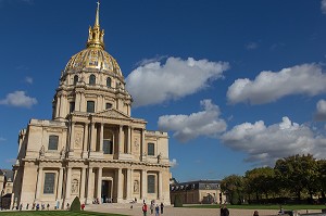 HOTEL NATIONAL DES INVALIDES, FONDE PAR LOUIS XIV EN 1670 POUR ACCUEILLIR LES SOLDATS INVALIDES, PARIS (75), ILE-DE-FRANCE, FRANCE 