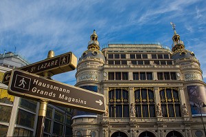 LES GRANDS MAGASINS SUR LES GRANDS BOULEVARDS DONT LE PRINTEMPS-HAUSSMANN FONDE AU 19 EME SIECLE, VENDENT LES PRINCIPALES MARQUES DE MODE, DE LUXE ET DE BEAUTE, 9 EME ARRONDISSEMENT, PARIS (75), ILE-DE-FRANCE, FRANCE 