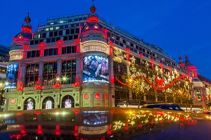 ILLUMINATION DES GRANDS MAGASINS SUR LES GRANDS BOULEVARDS, LE PRINTEMPS-HAUSSMANN, 9 EME ARRONDISSEMENT, PARIS (75), ILE-DE-FRANCE, FRANCE 