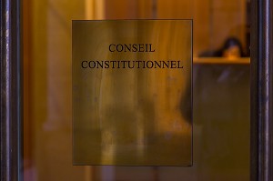 CONSEIL CONSTITUTIONNEL, SITUE AU PALAIS ROYAL, RUE DE MONTPENSIER, INSTITUTION PUBLIQUE QUI VEILLE A LA CONFORMITE DES TEXTES DE LOIS ET INTERVIENT DANS LA VIE PARLEMENTAIRE ET PUBLIQUE, 1ER ARRONDISSEMENT, PARIS, FRANCE 