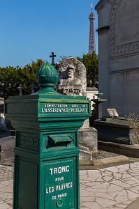 TRONC POUR LES PAUVRES DE L'ASSISTANCE PUBLIQUE, CIMETIERE DE PASSY, 16 EME ARRONDISSEMENT, PARIS (75), ILE-DE-FRANCE, FRANCE 