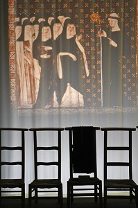 PROJECTION DE SCENE RELIGIEUSE HISTORIQUE A L'INTERIEURE DE L'ABBAYE DE MONTIVILLIERS, SEINE-MARITIME (76), NORMANDIE, FRANCE 