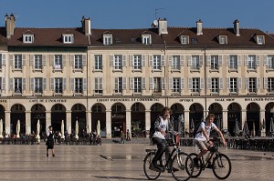 PLACE DU MARCHE NEUF, SAINT-GERMAIN-EN-LAYE, YVELINES (78), FRANCE 