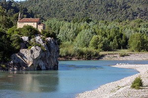 CHAPELLE SAINTE-MADELEINE, PONT DE MIRABEAU SUR LA DURANCE, PARC NATUREL REGIONAL DU LUBERON, VAUCLUSE (84), FRANCE 