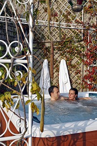 DETENTE AU SPA DE BLANC MARINE, CHAMBRES ET MAISON D'HOTES 'CLEVACANCES' ET 'GITES DE FRANCE', NOIRMOUTIER, VENDEE (85) 