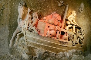 LA COCHE D'EAU, CAVES DE BAILLY, LA BOURGOGNE AU FIL DE L'EAU, YONNE (89), BOURGOGNE, FRANCE 