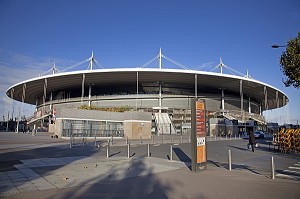 STADE DE FRANCE, LE PLUS GRAND STADE FRANCAIS, CONSTRUIT ENTRE 1995 ET 1998 POUR LES BESOINS DE LA COUPE DU MONDE DE FOOTBALL, QUARTIER DE LA PLAINE SAINT-DENIS, SAINT-DENIS, SEINE-SAINT-DENIS (93), FRANCE 