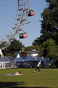 GRANDE ROUE, PRATER, PARC D'ATTRACTIONS PERMANENT, VIENNE, AUTRICHE 