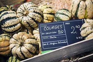 BIENVENUE A LA FERME, PRODUITS FERMIERS ET ARTISANAUX, CAEN, (14) CALVADOS, BASSE NORMANDIE, FRANCE 