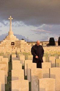 CIMETIERE MILITAIRE BRITANNIQUE, TOMBES DES COMBATTANTS MORTS LORS DE LA PREMIERE GUERRE MONDIALE (1914-1918) YPRES (IEPER), BELGIQUE, FLANDRES, BELGIQUE, EUROPE 