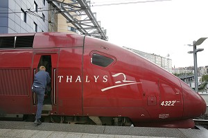 THALYS, GARE DE BRUXELLES MIDI, BRUSSEL ZUID, BRUXELLES, BELGIQUE 
