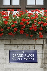 PLAQUE DE RUE DE LA GRAND PLACE, BRUXELLES, BELGIQUE 