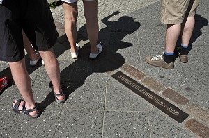 TRACE DU MUR DANS BERLIN, BERLINER MAUER, BERLIN, ALLEMAGNE 