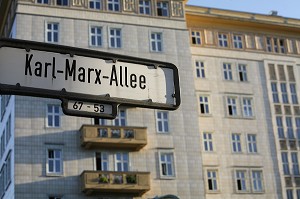 KARL MARX ALLEE, BERLIN, ALLEMAGNE 