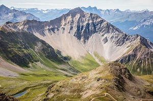 VUE GENERALE SUR LE LENZERHORN ET LES ALPES SUISSES, MONTAGNE, STATION DE LENZERHEIDE, CANTON DES GRISONS, SUISSE 