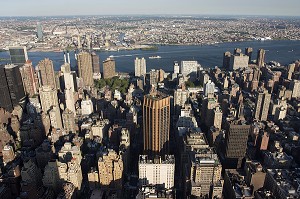 VUE SUR L'OUEST DE MANHATTAN ET L'HUDSON RIVER DEPUIS L'OBSERVATOIRE DE L'EMPIRE STATE BUILDING, MANHATTAN, HUDSON RIVER, NEW YORK CITY, ETATS-UNIS D'AMERIQUE, USA 