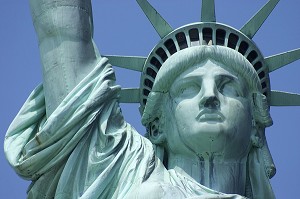 GROS PLAN SUR LE VISAGE DE LA STATUE DE LA LIBERTE, SYMBOLE DE NEW YORK, MISS LIBERTY, LIBERTY ISLAND, NEW YORK CITY, ETATS-UNIS D'AMERIQUE, USA 