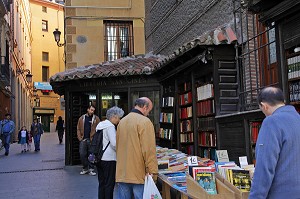 BOUQUINISTE, LIBRAIRIE SAN GINES, PASADIZO DE SAN GINES, CALLE ARENAL, MADRID, ESPAGNE 