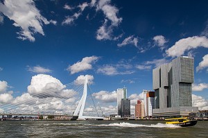 ROTTERDAM, VILLE PORTUAIRE, PAYS BAS 