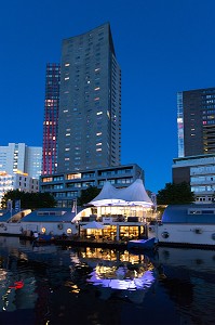 ROTTERDAM, VILLE PORTUAIRE, PAYS BAS 