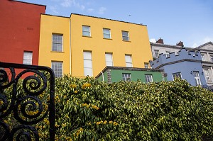 FACADES COLOREES DU CHATEAU DE DUBLIN, DUBLIN CASTLE, DUBLIN, IRLANDE 