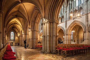 INTERIEUR DE LA CATHEDRALE CHRIST CHURCH, DUBLIN, IRLANDE 