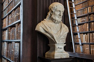 BUSTE DE PLATON (PLATO) L'ANCIENNE BIBLIOTHEQUE DU TRINITY COLLEGE, NASSAU STREET, DUBLIN, IRLANDE 