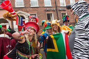 PORTRAITS DE PARTICIPANTS A LA PARADE DE LA FETE DE LA SAINT-PATRICK, SAINT PATRICK’S DAY, DUBLIN, IRLANDE 