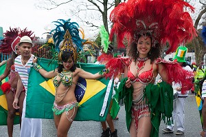 PORTRAITS DE PARTICIPANTS A LA PARADE DE LA FETE DE LA SAINT-PATRICK, SAINT PATRICK’S DAY, DUBLIN, IRLANDE 