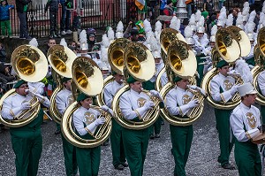 PARADE ET DEFILE EN MUSIQUE POUR LA FETE DE LA SAINT-PATRICK, SAINT PATRICK’S DAY, DUBLIN, IRLANDE 