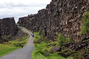 PARC NATIONAL DE THINGVELLIR, LIEU DE L'ANCIEN PARLEMENT OU FUT PROCLAME L'INDEPENDANCE DE L'ISLANDE, SITE CLASSE AU PATRIMOINE MONDIAL DE L'UNESCO, ZONE DE FAILLE ET DE VOLCANISME ACTIF, CERCLE D'OR, GOLDEN CIRCLE, SUD DE L'ISLANDE, EUROPE, ISLANDE 