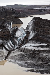 GLACIER SVINAFELLSJOKULL, PROLONGEMENT DE L'IMMENSE VATNAJOKULL, EST UNE DES DEUX LANGUES GLACIAIRES VISIBLE DU PARC NATIONAL DE SKAFTAFELL, ISLANDE, EUROPE 