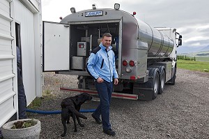 BALDUR HELGI BENJAMINSSON, DIRECTEUR DE 'THE ASSOCIATION OF DAIRY AND BEEF CATTLE FARMERS' QUI REGROUPE LES PRODUCTEURS DE LAIT, FERME DES ENVIRONS D'AKUREYRI, NORD DE L’ISLANDE, EUROPE 