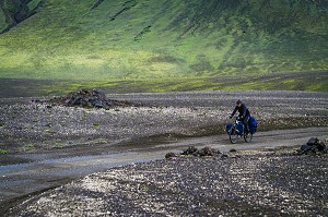 RANDONNEE DANS LE LANDMANNALAUGAR, ISLANDE, EUROPE 